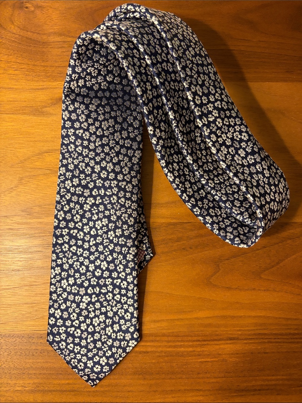 Charles Tyrwhitt Navy and White Floral Silk Tie